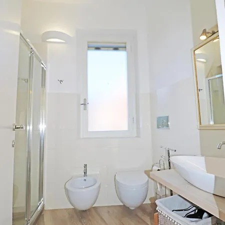 Pgs Immobiliare Srls Minima Con Vista Mare E Parcheggio Privato La Maddalena La Maddalena (Sassari)