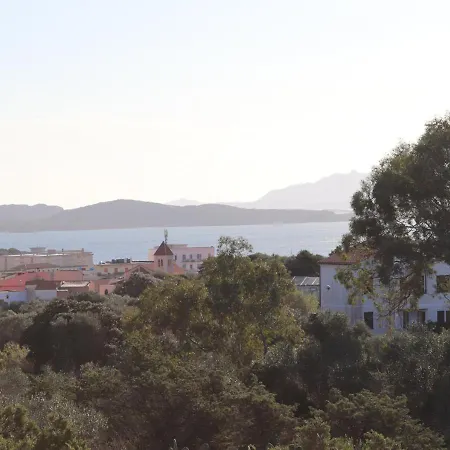 Apartment Pgs Immobiliare Srls Minima Con Vista Mare E Parcheggio Privato La Maddalena *